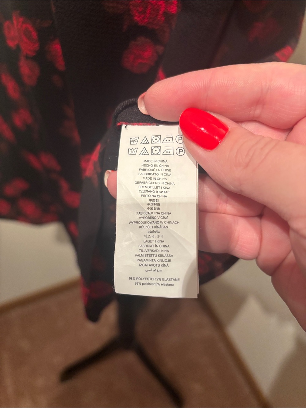 MICHAEL Michael Kors Black V-Neck Flutter Sleeve Top with Red Rose Print - Picture 4 of 4